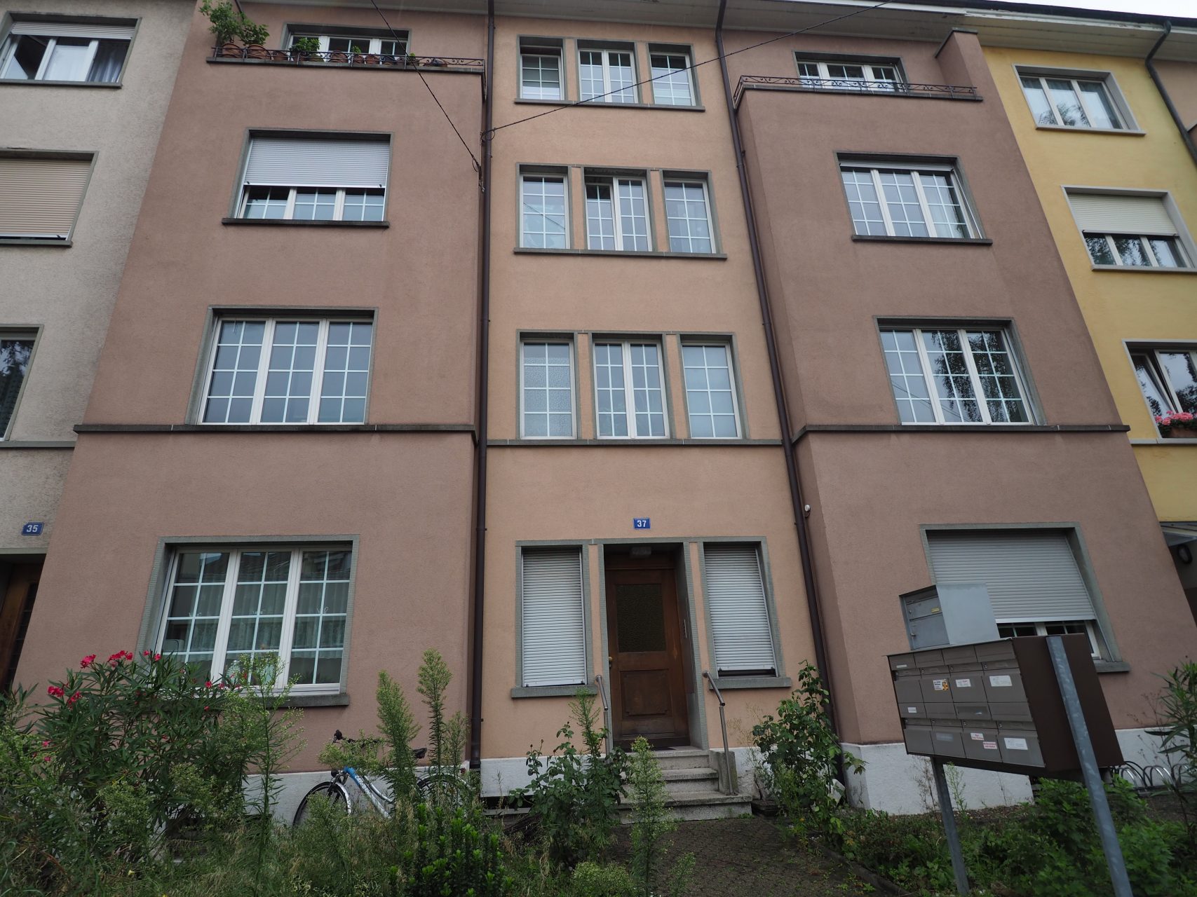 4055 Basel, Näfelserstrasse 37